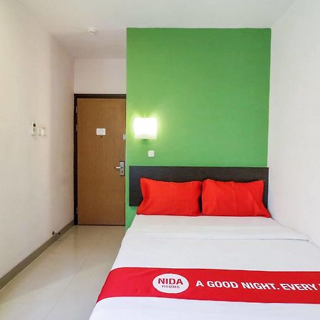 Nida Rooms Makassar Ahmad Yani Bagian luar foto